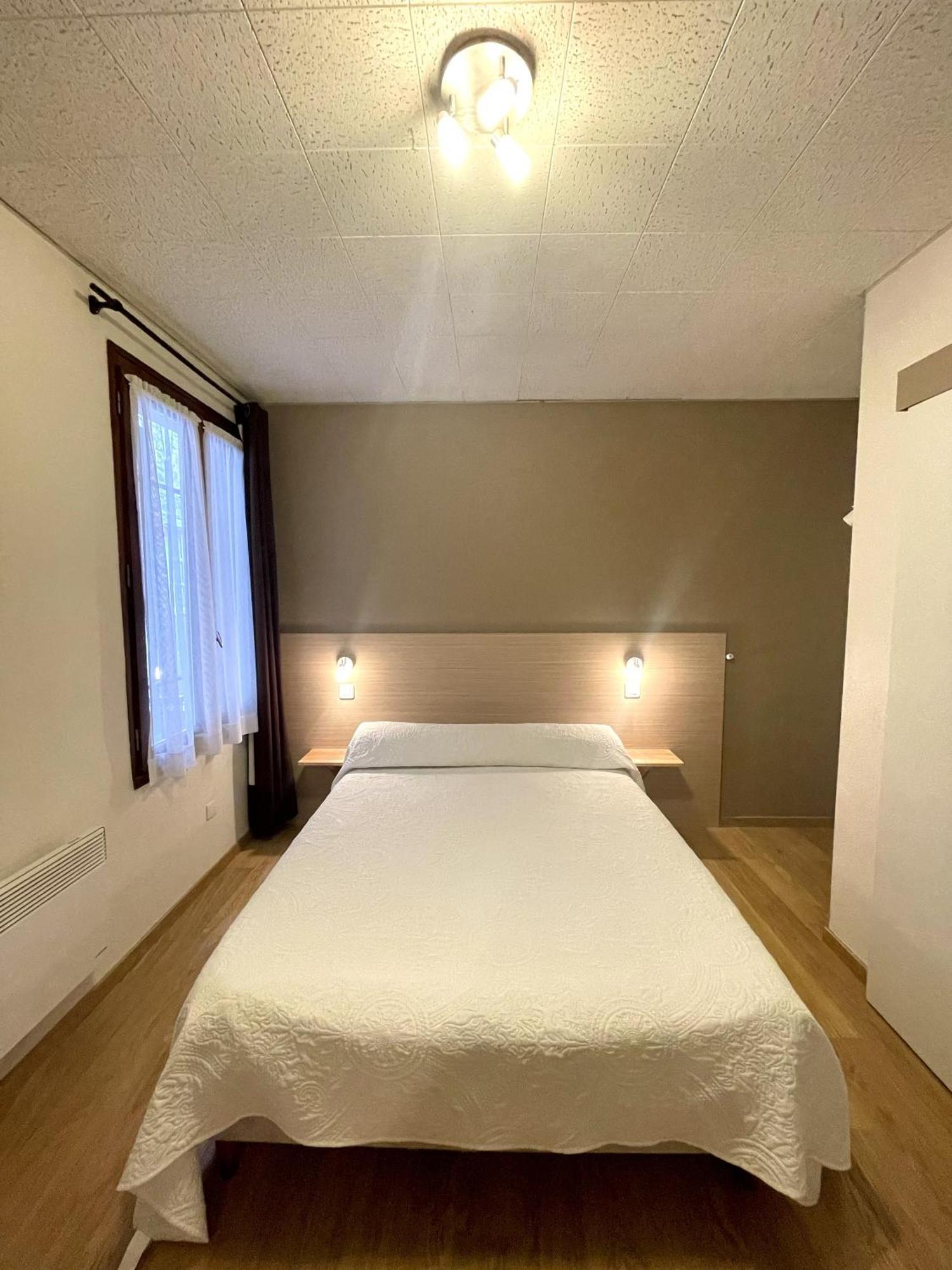 La Citadelle Hotel La Canourgue Room photo